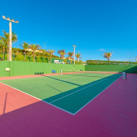 Ocean Palace All Inclusive Premium Натал Екстериор снимка Tennis courts at the Atlantis Paradise Island