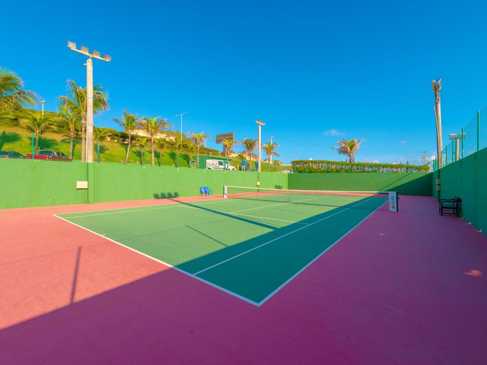 Ocean Palace All Inclusive Premium Натал Екстериор снимка Tennis courts at the Atlantis Paradise Island
